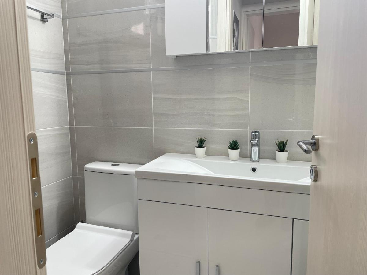 Aiginetan Apartments Aegina Eksteriør bilde